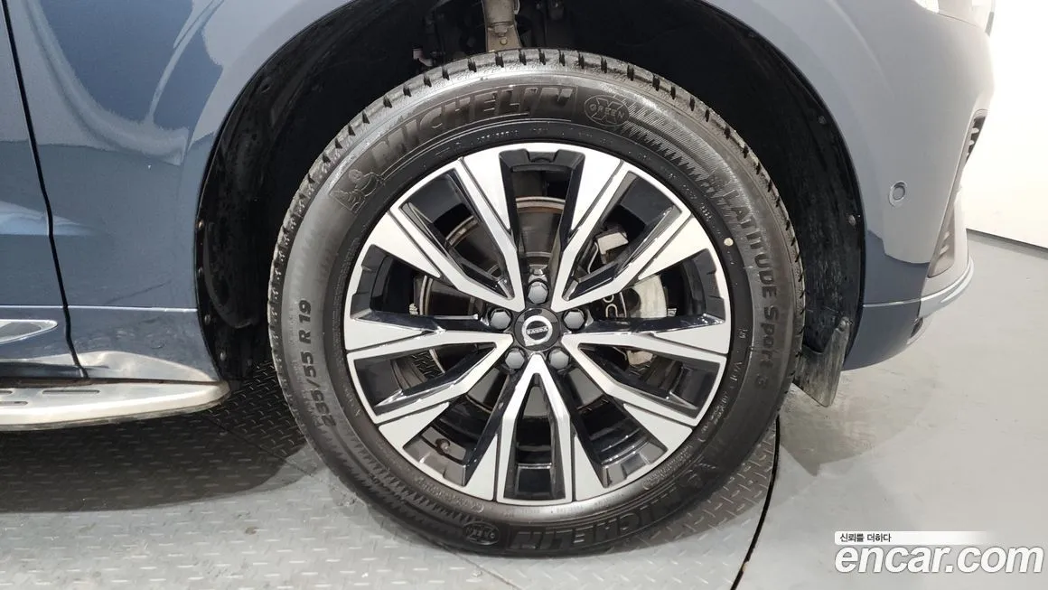 Volvo XC60 2024 из KR, фото 9
