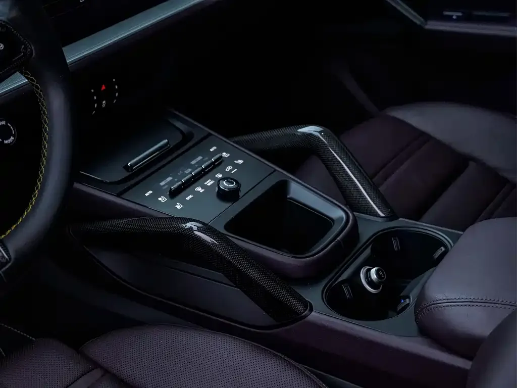 Porsche Cayenne 2024 из CN, фото 6