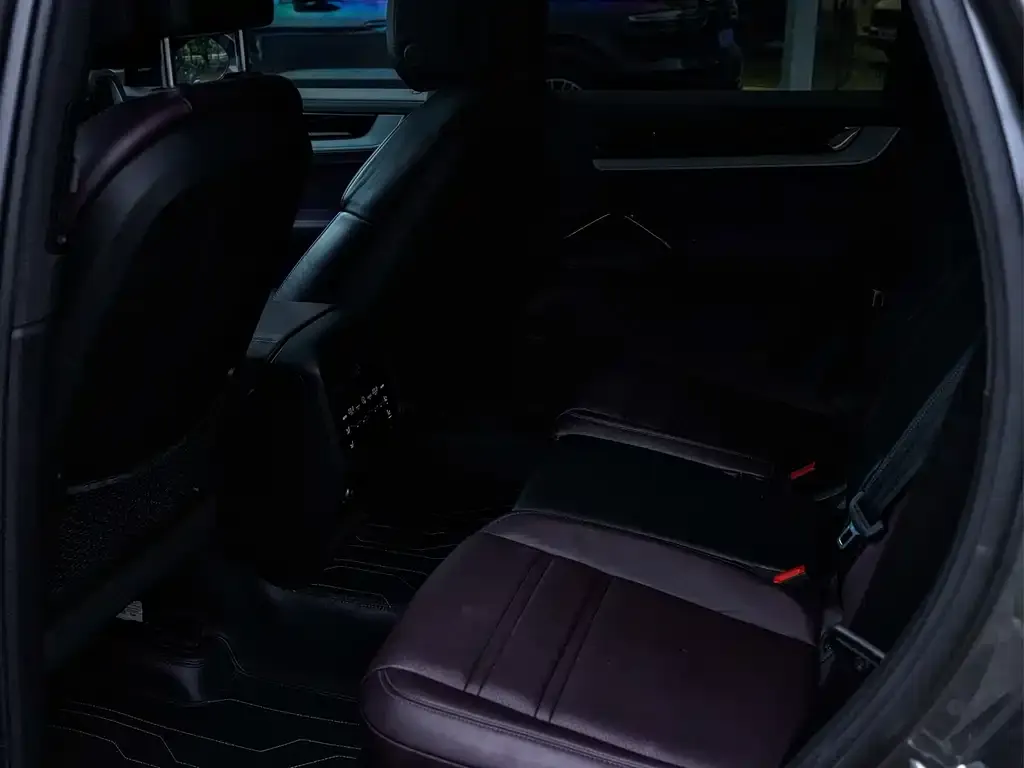 Porsche Cayenne 2024 из CN, фото 2
