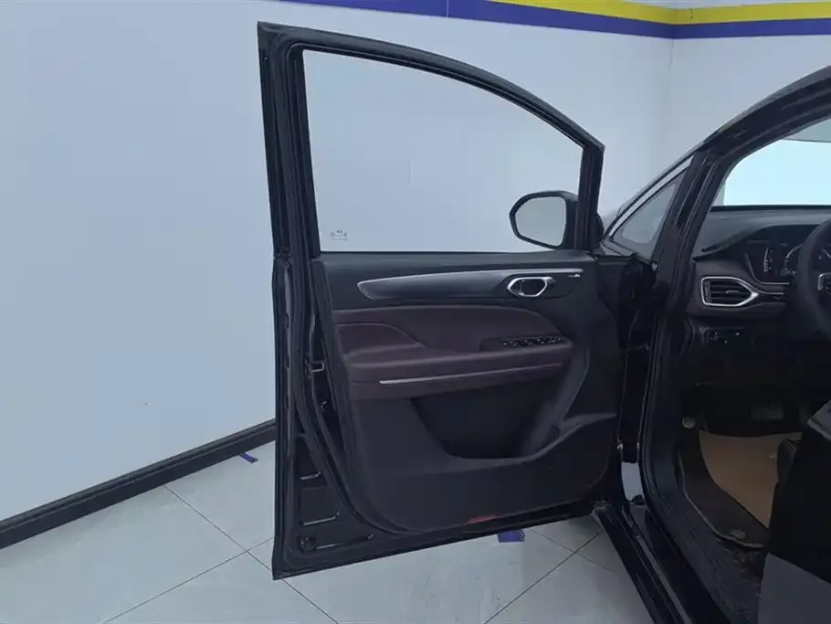 GAC Motor Trumpchi M6 2023 из CN, фото 3