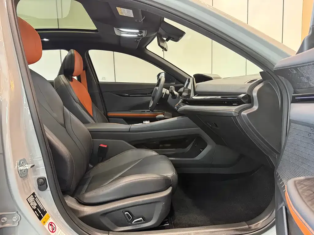 Changan UNI-V 2022 из CN, фото 7