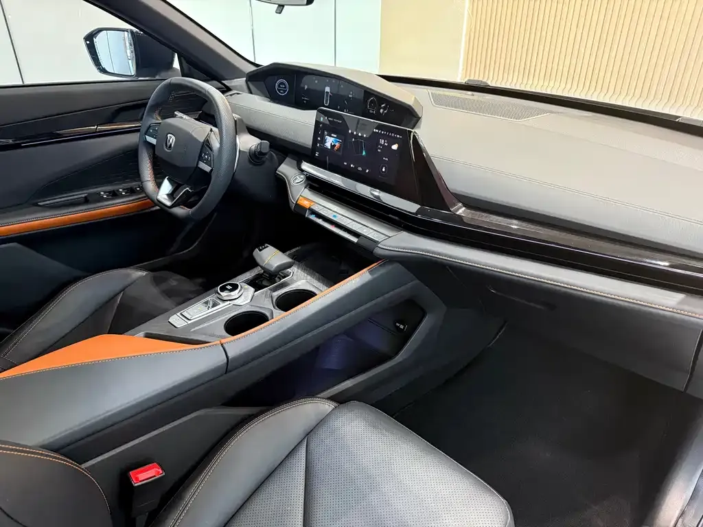 Changan UNI-V 2022 из CN, фото 8