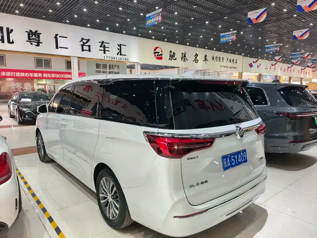 Buick GL8 2022 из CN, фото 2
