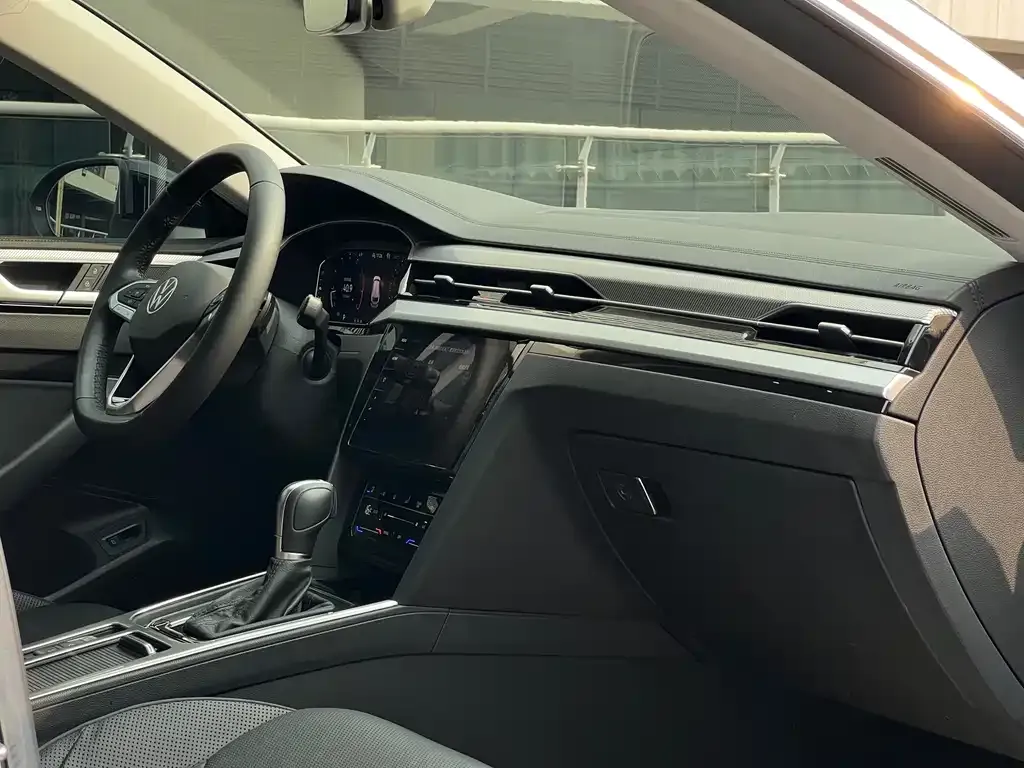 Volkswagen CC 2022 из CN, фото 4