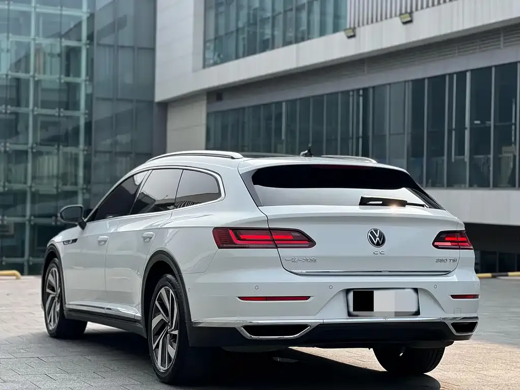 Volkswagen CC 2022 из CN, фото 7
