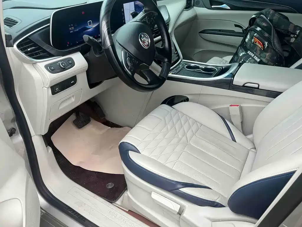 Buick GL8 2023 из CN, фото 6