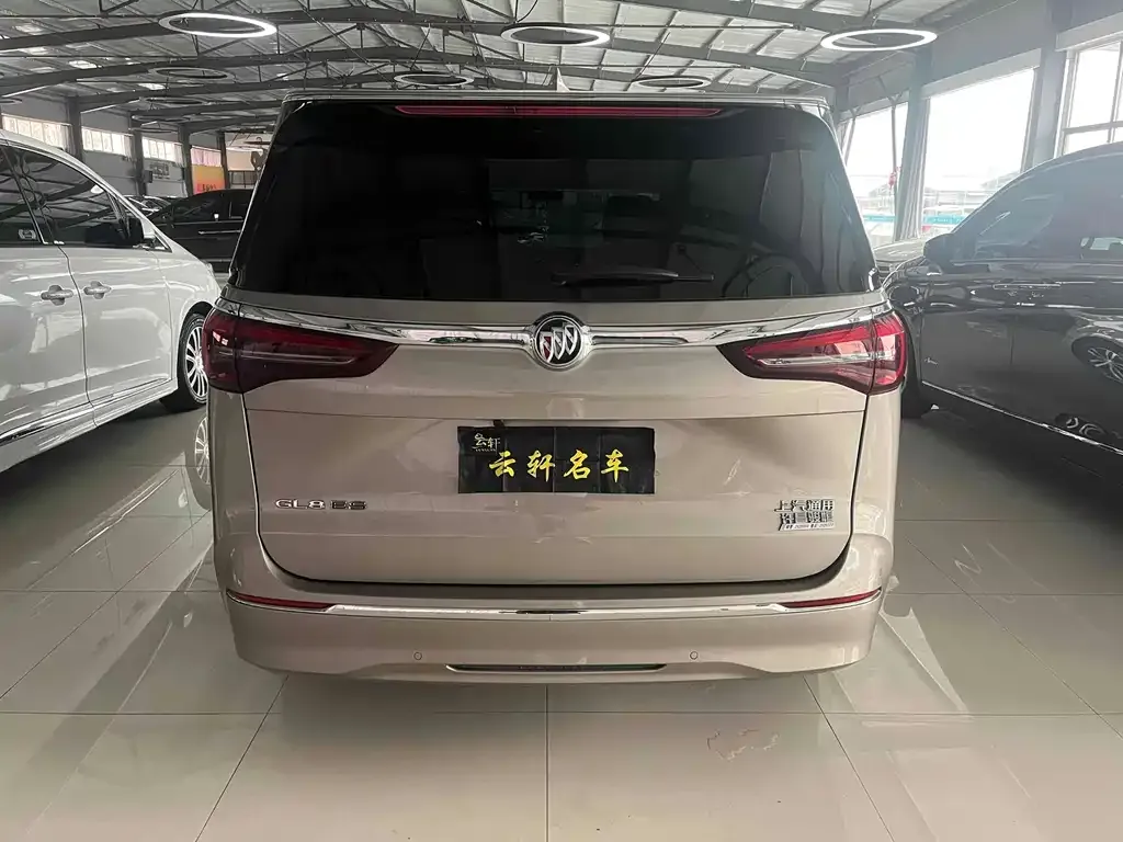 Buick GL8 2023 из CN, фото 7