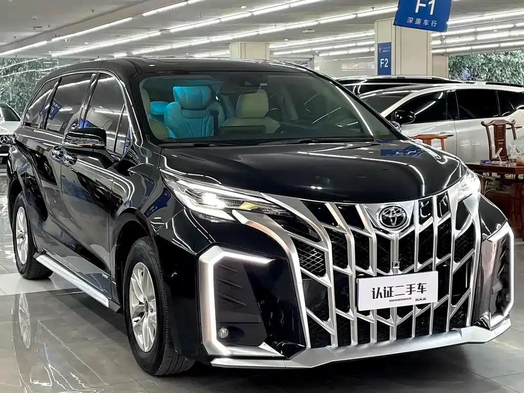 Toyota Granvia 2025 из CN, фото 3