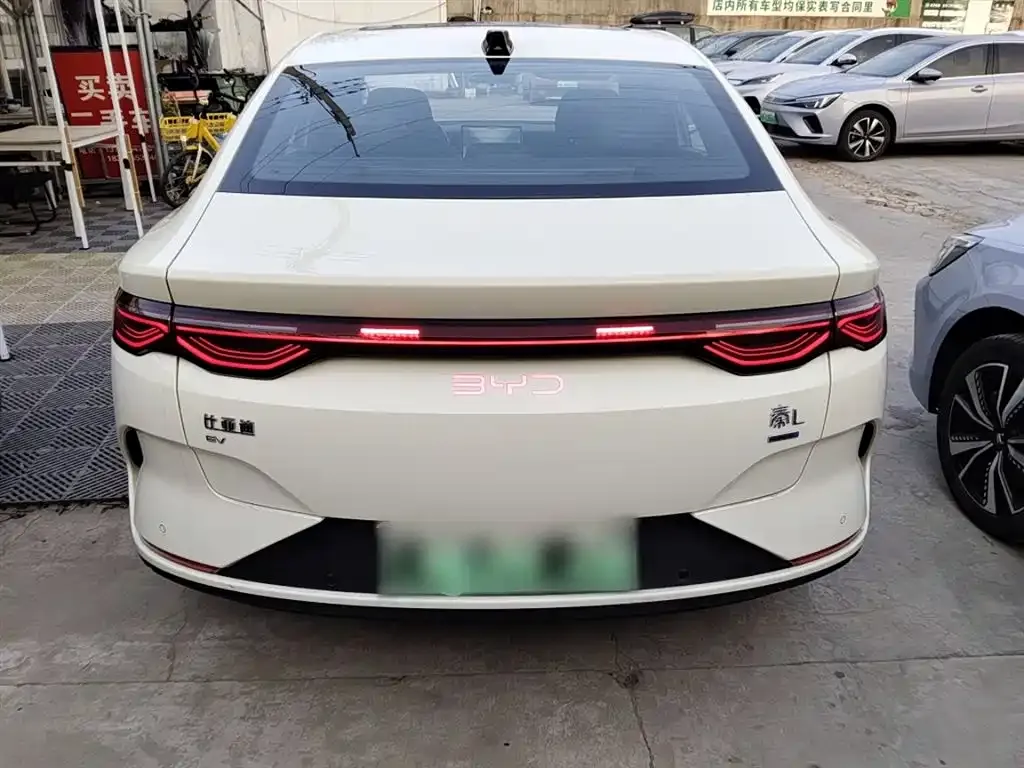 BYD Qin L 2025 из CN, фото 2