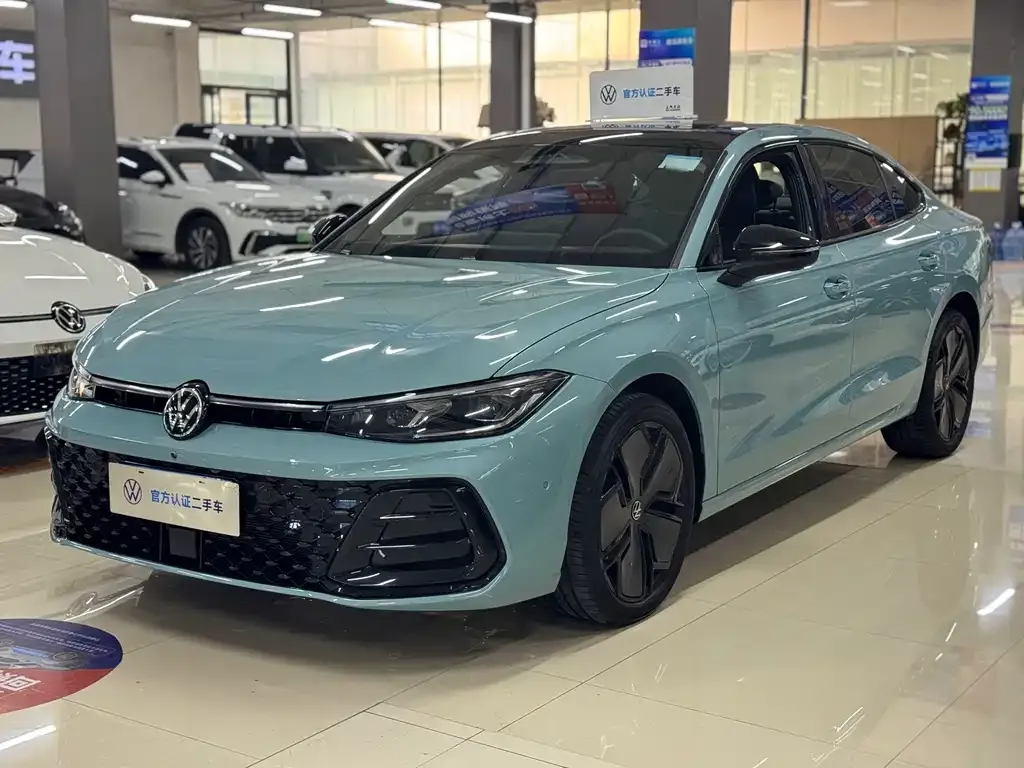 Volkswagen Passat 2024 из CN, фото 1