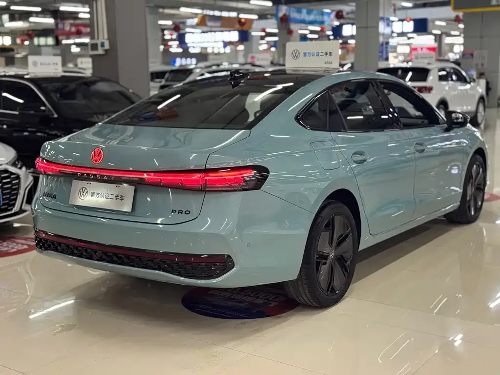 Volkswagen Passat 2024 из CN, фото 5