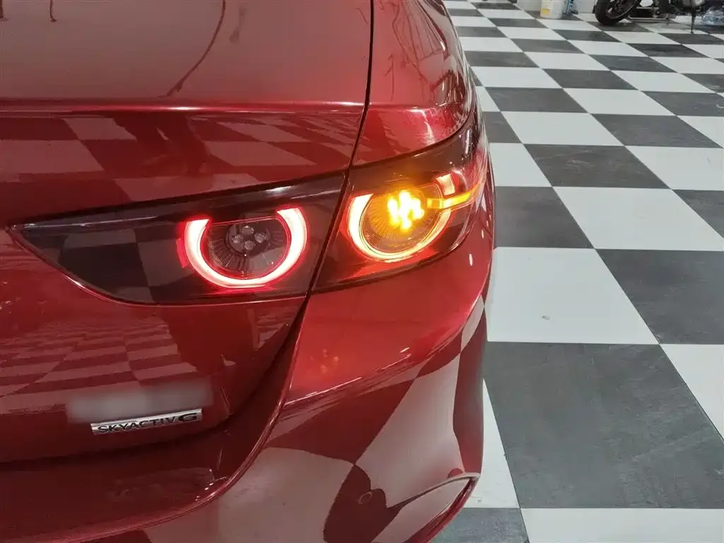 Mazda 3 Axela 2021 из CN, фото 2