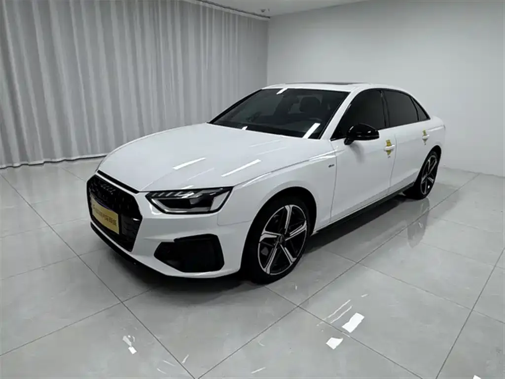 Audi A4L 2023 из CN, фото 1