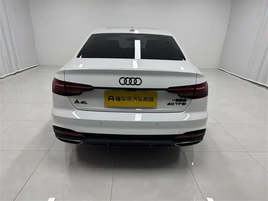 Audi A4L 2023 из CN, фото 10
