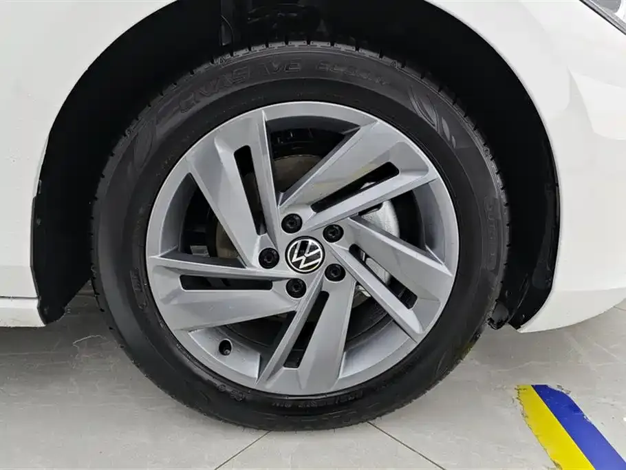 Volkswagen Lamando 2023 из CN, фото 6