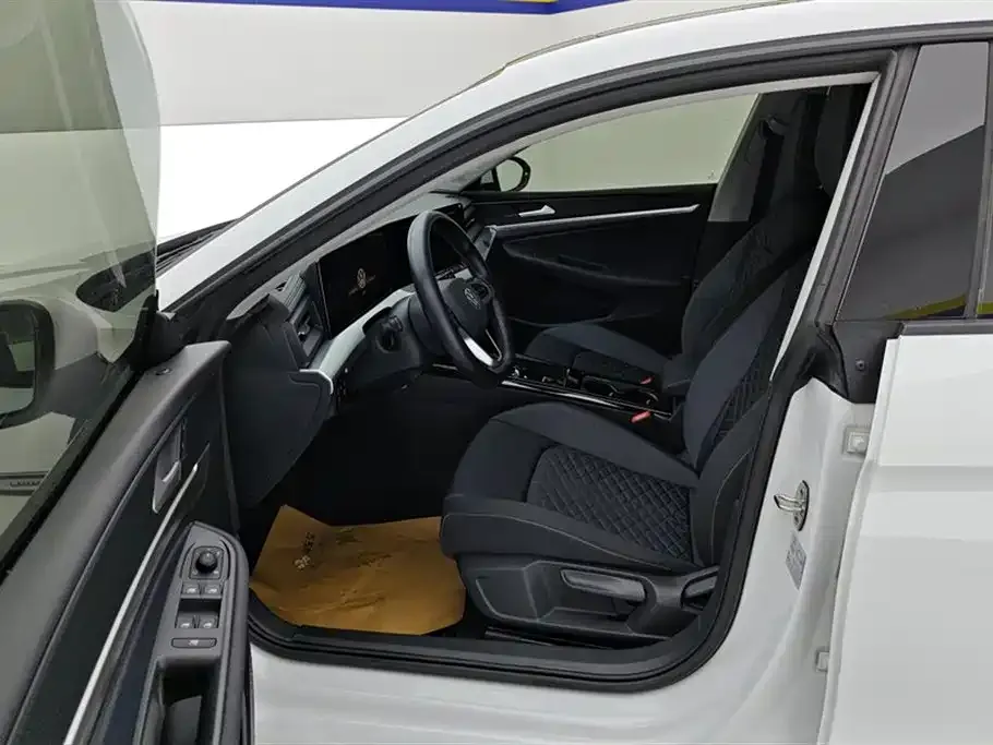 Volkswagen Lamando 2023 из CN, фото 4