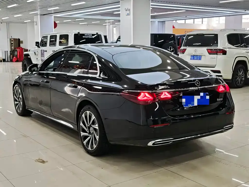 Mercedes-Benz E-Class 2024 из CN, фото 5