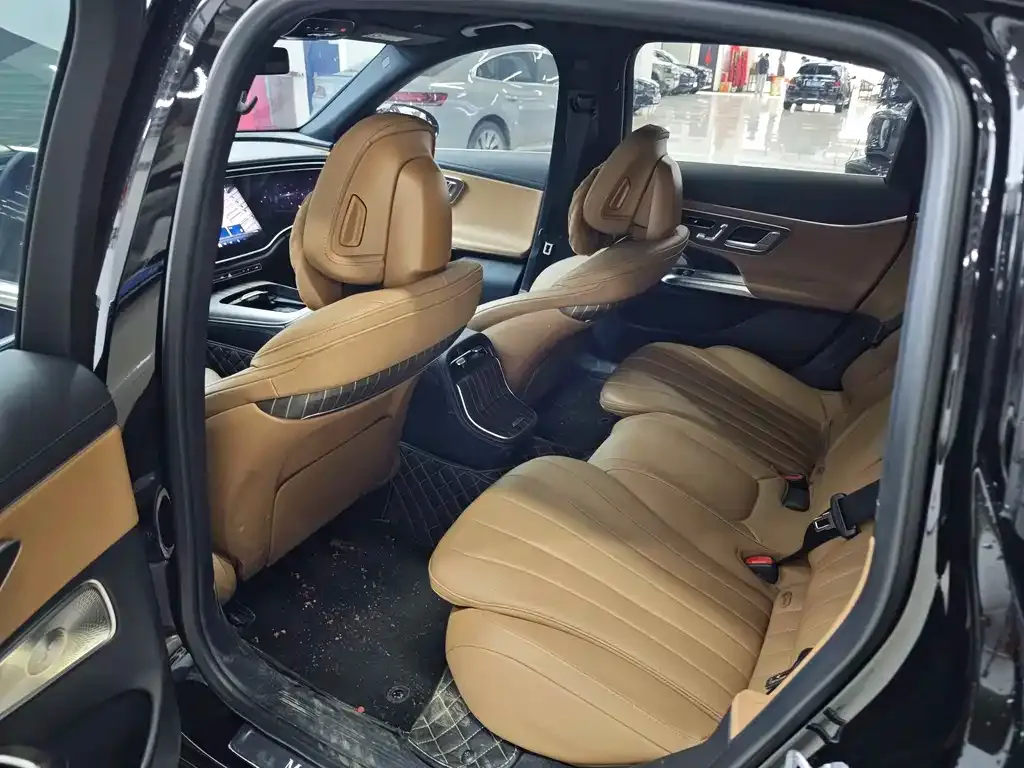 Mercedes-Benz E-Class 2024 из CN, фото 9