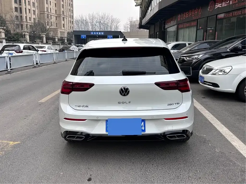 Volkswagen Golf 2022 из CN, фото 9