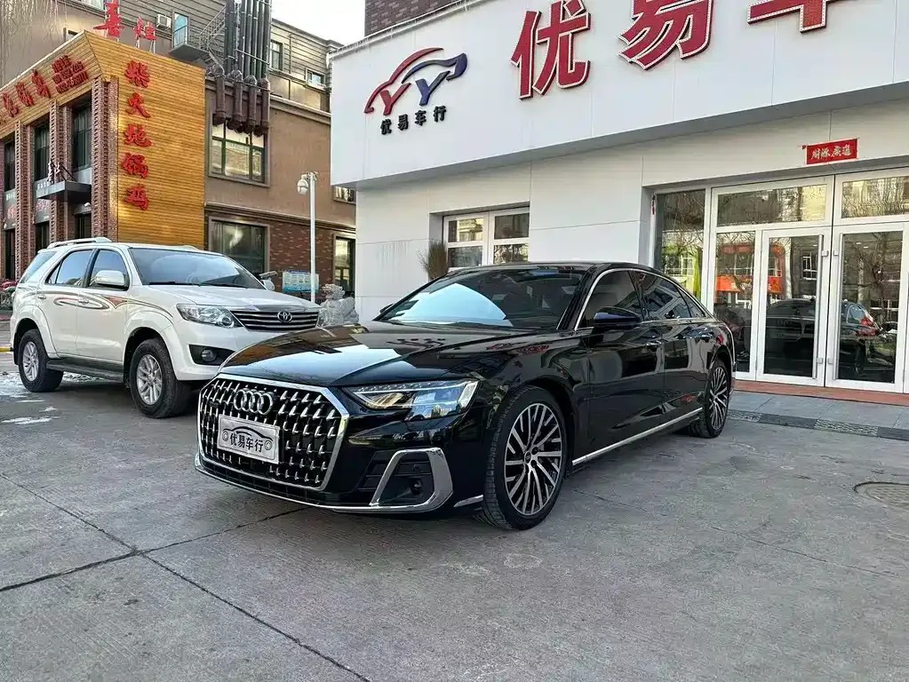 Audi A8 2023 из CN, фото 1