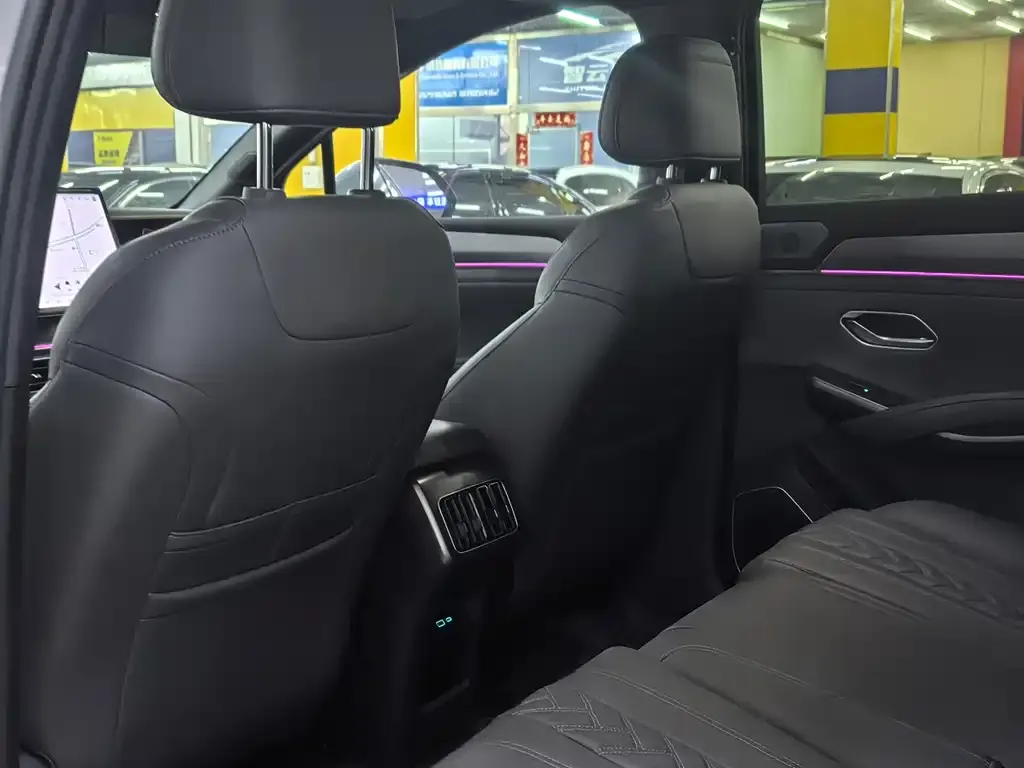 BYD L DM-i 2025 из CN, фото 2