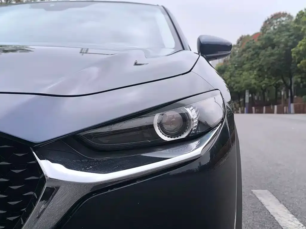 Mazda CX-30 2021 из CN, фото 2