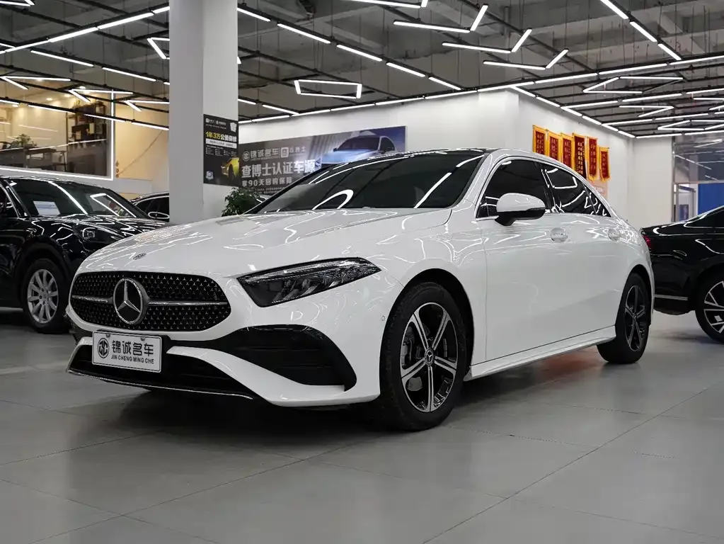 Mercedes-Benz A-Class 2024 из CN, фото 1