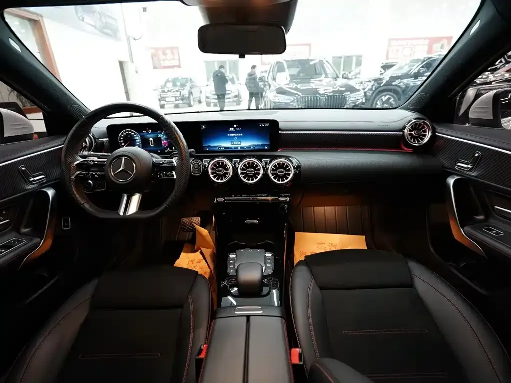 Mercedes-Benz A-Class 2024 из CN, фото 7
