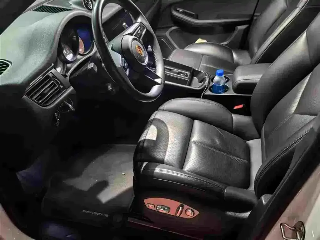Porsche Macan 2022 из CN, фото 4