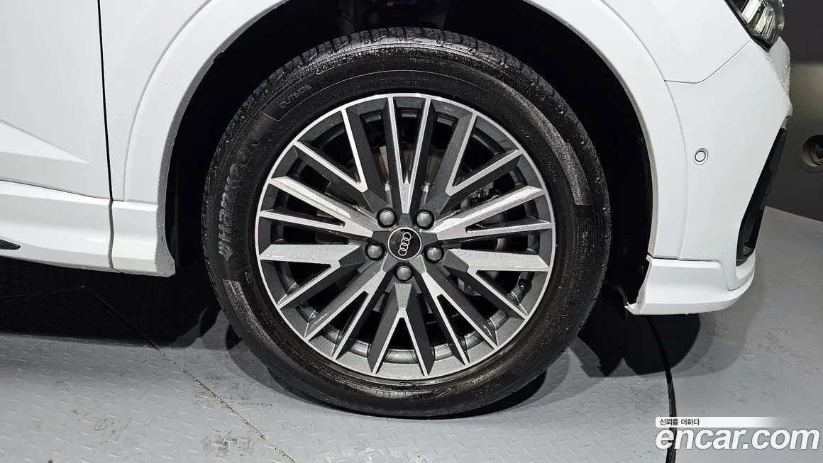 Audi Q3 2025 из KR, фото 10