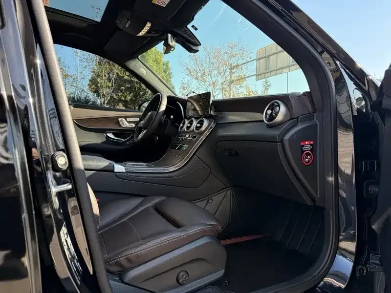 Mercedes-Benz GLC 2022 из CN, фото 2