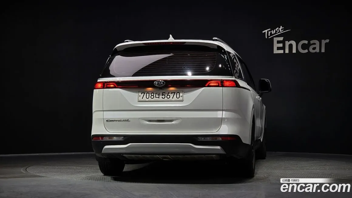 Kia Carnival 2021 из KR, фото 2