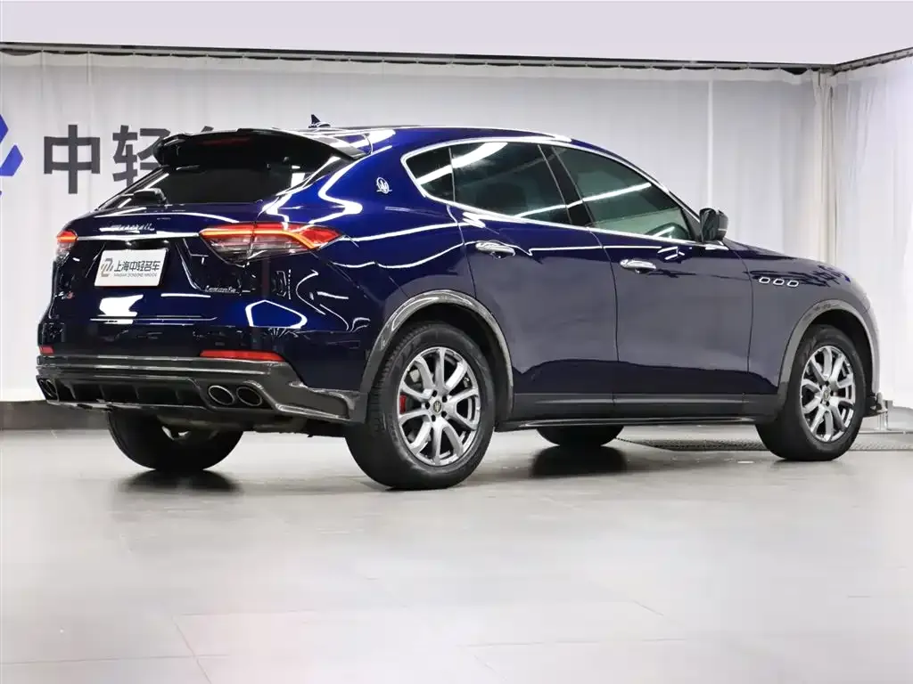 Maserati Levante — фото 9