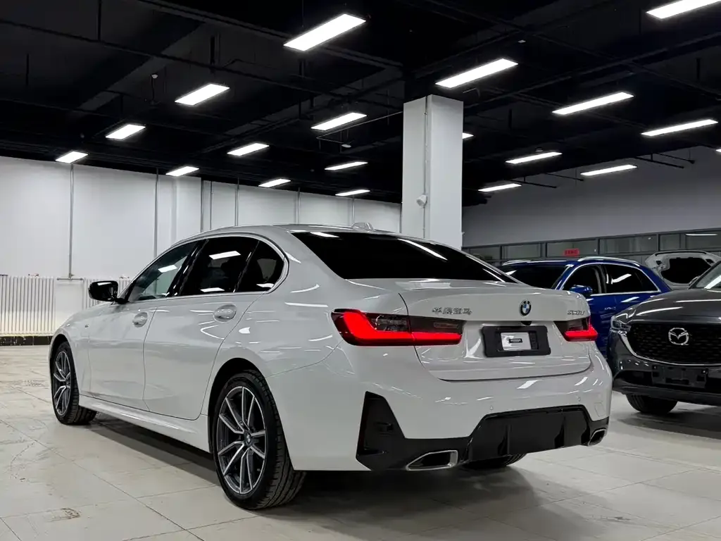 BMW 3 Series 2023 из CN, фото 3