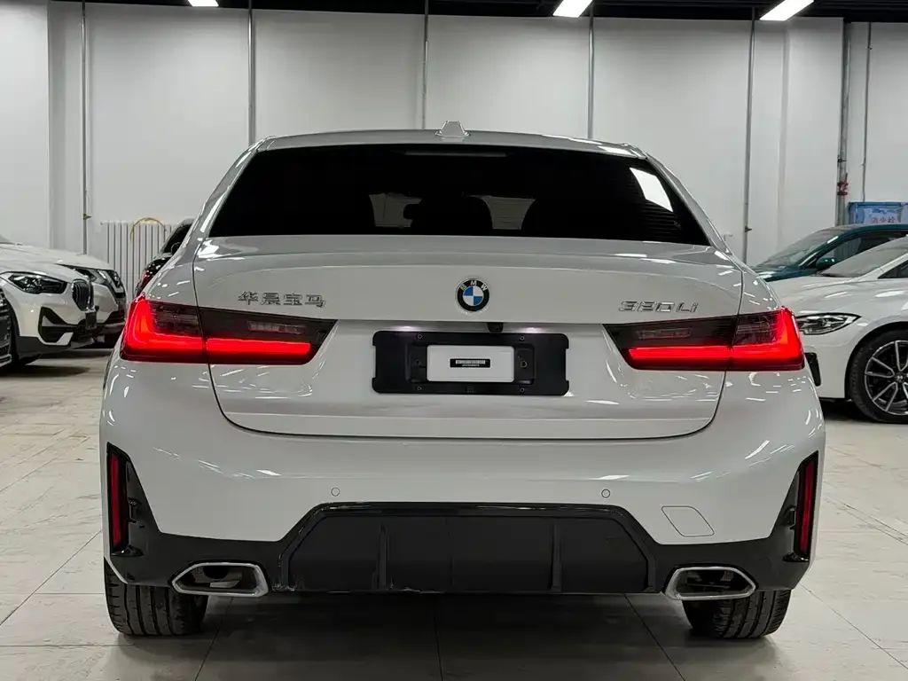 BMW 3 Series 2023 из CN, фото 5