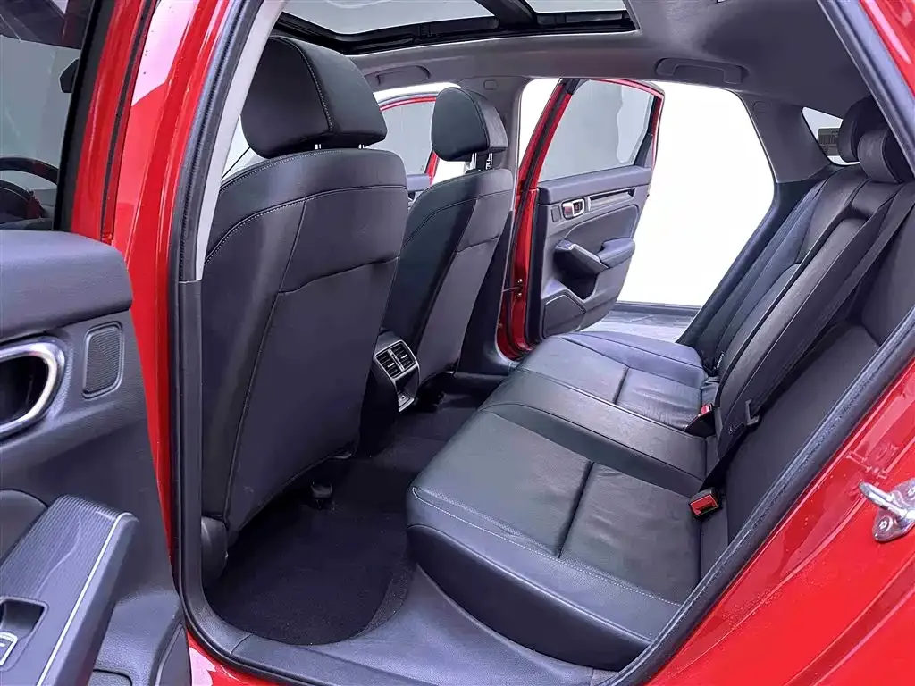 Honda Civic — фото 8