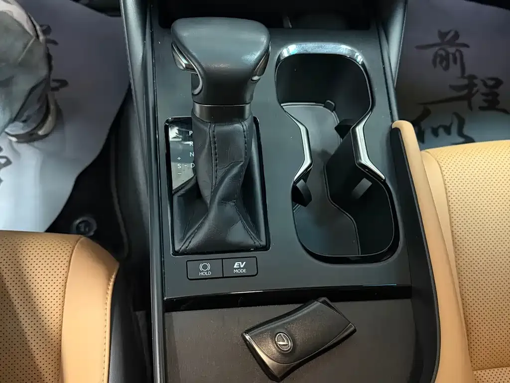 Lexus ES 2023 из CN, фото 8