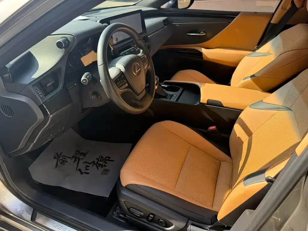 Lexus ES 2023 из CN, фото 3