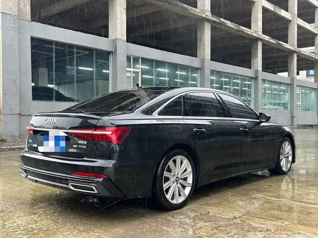 Audi A6L 2021 из CN, фото 7