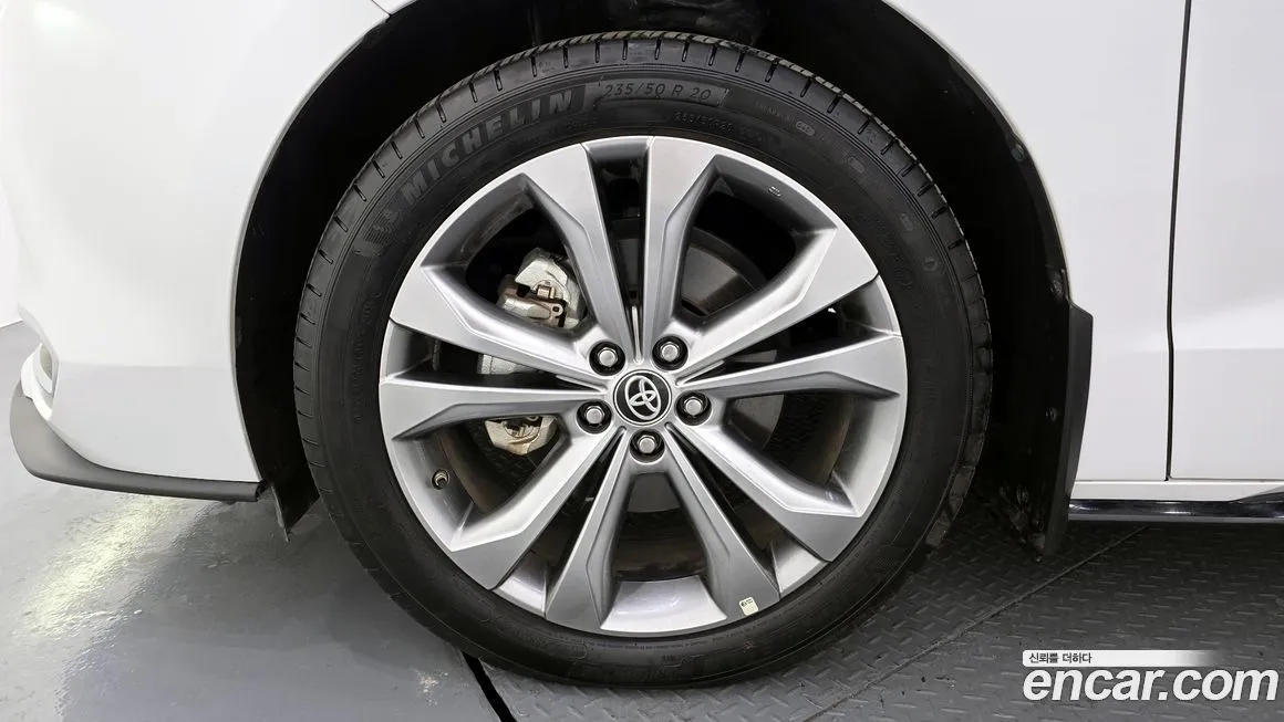 Toyota Sienna 2024 из KR, фото 9
