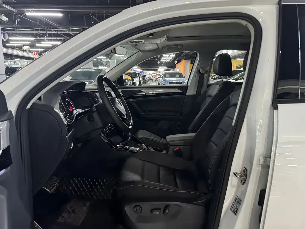 Volkswagen Tayron 2022 из CN, фото 8