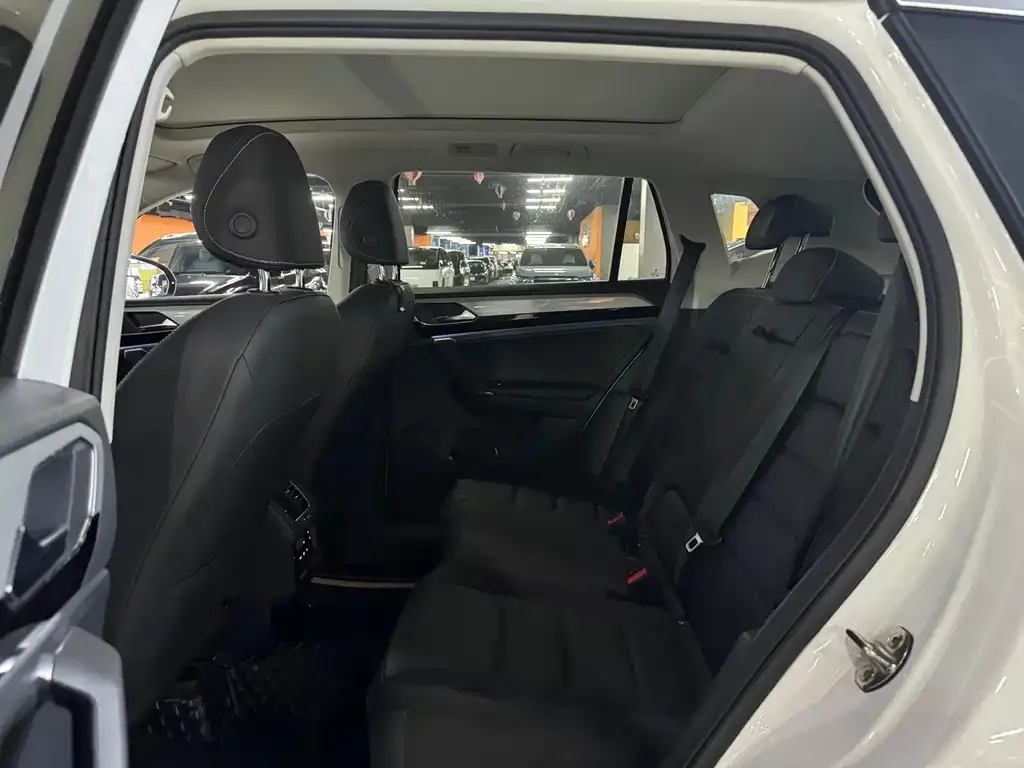 Volkswagen Tayron 2022 из CN, фото 2