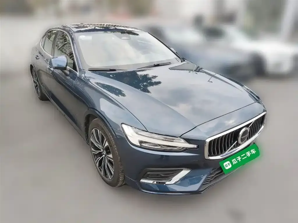 Volvo S60 2025 из CN, фото 8