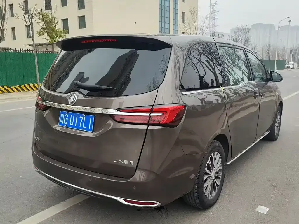 Buick GL8 2023 из CN, фото 9