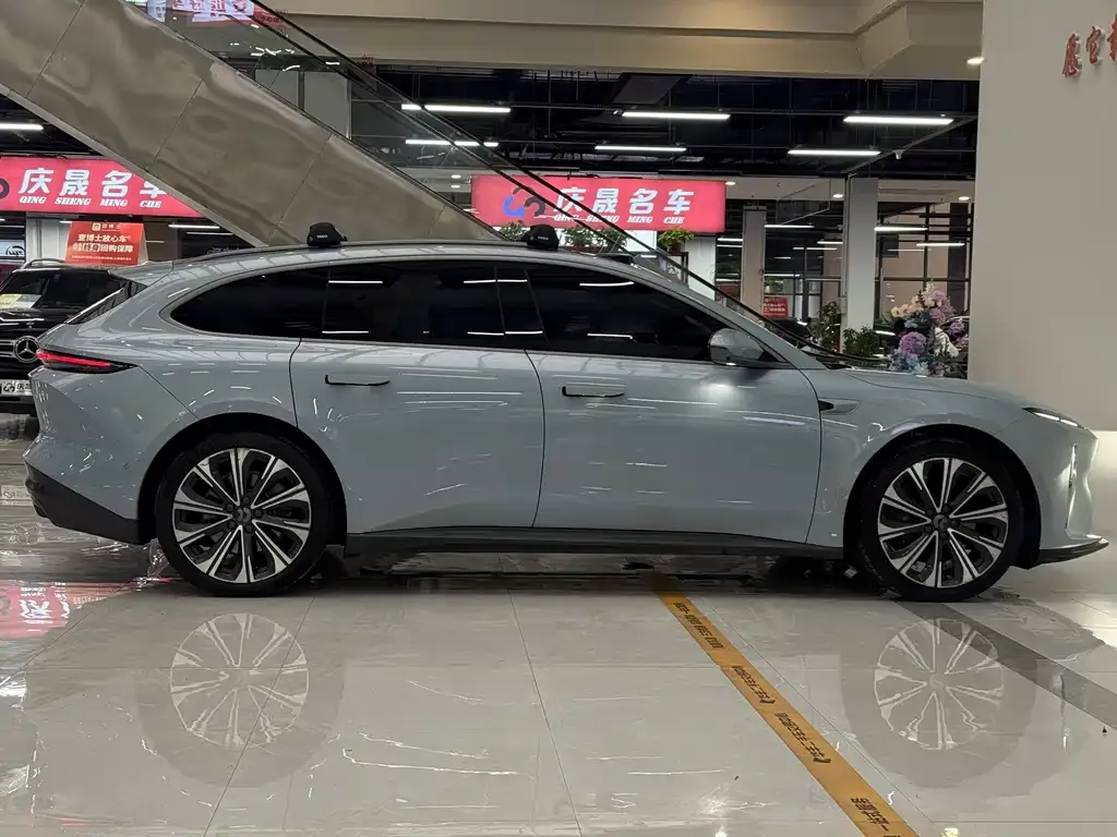 NIO ET5T 2024 из CN, фото 10