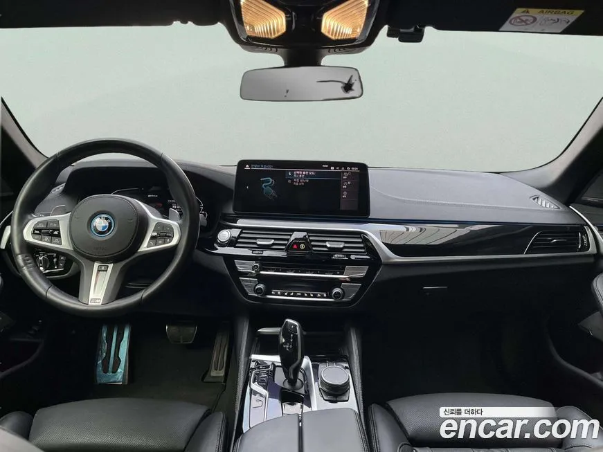 BMW 5-Series 2022 из KR, фото 3
