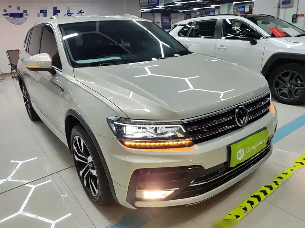 Volkswagen Tiguan L 2021 из CN, фото 8