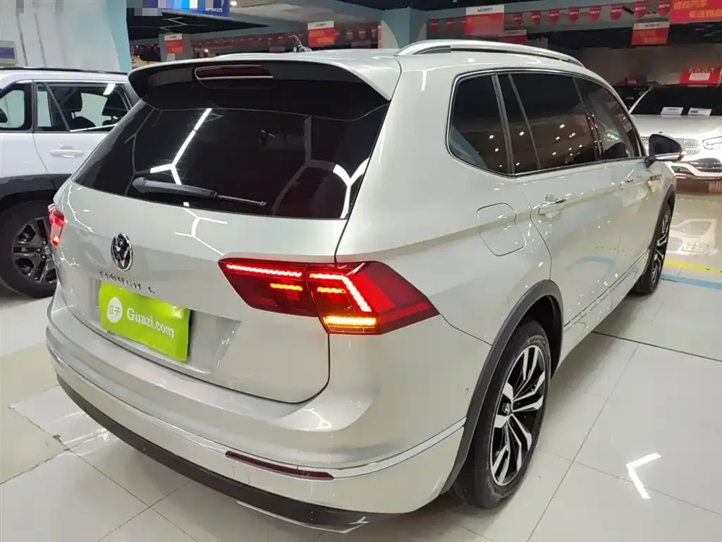 Volkswagen Tiguan L 2021 из CN, фото 4