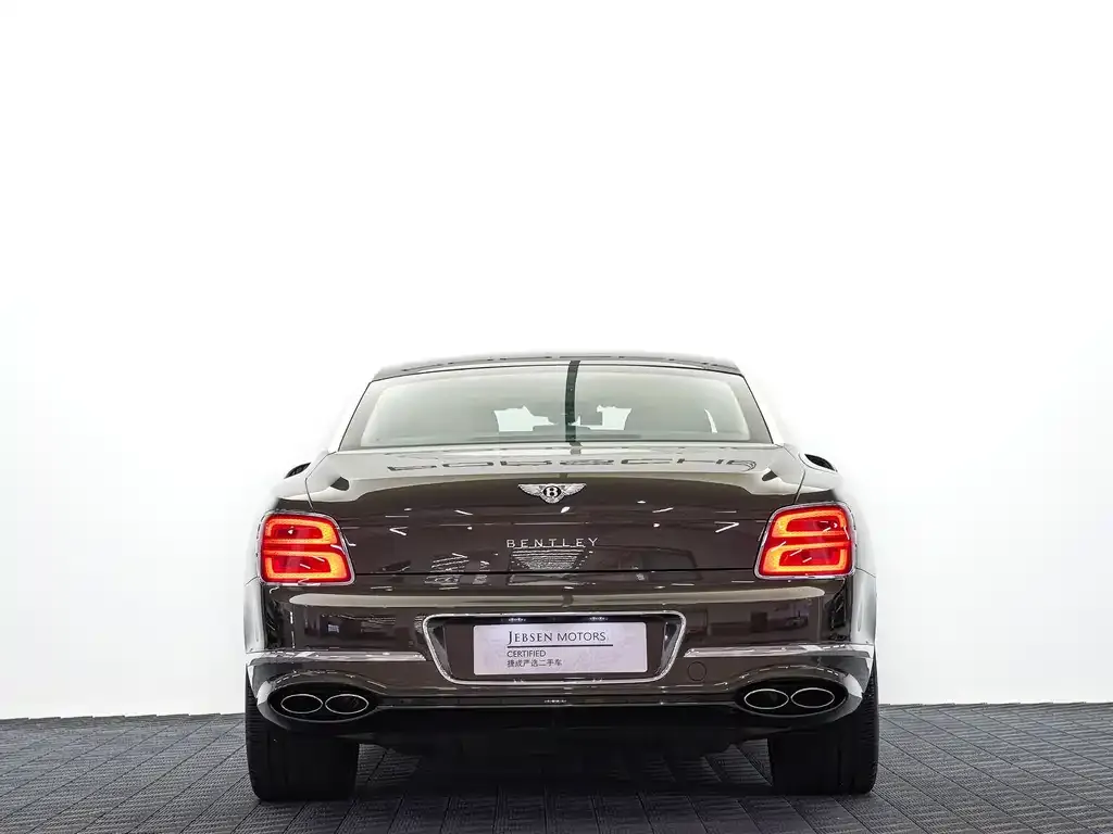 Bentley Flying Spur — фото 5