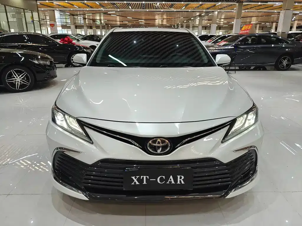 Toyota Camry 2023 из CN, фото 10